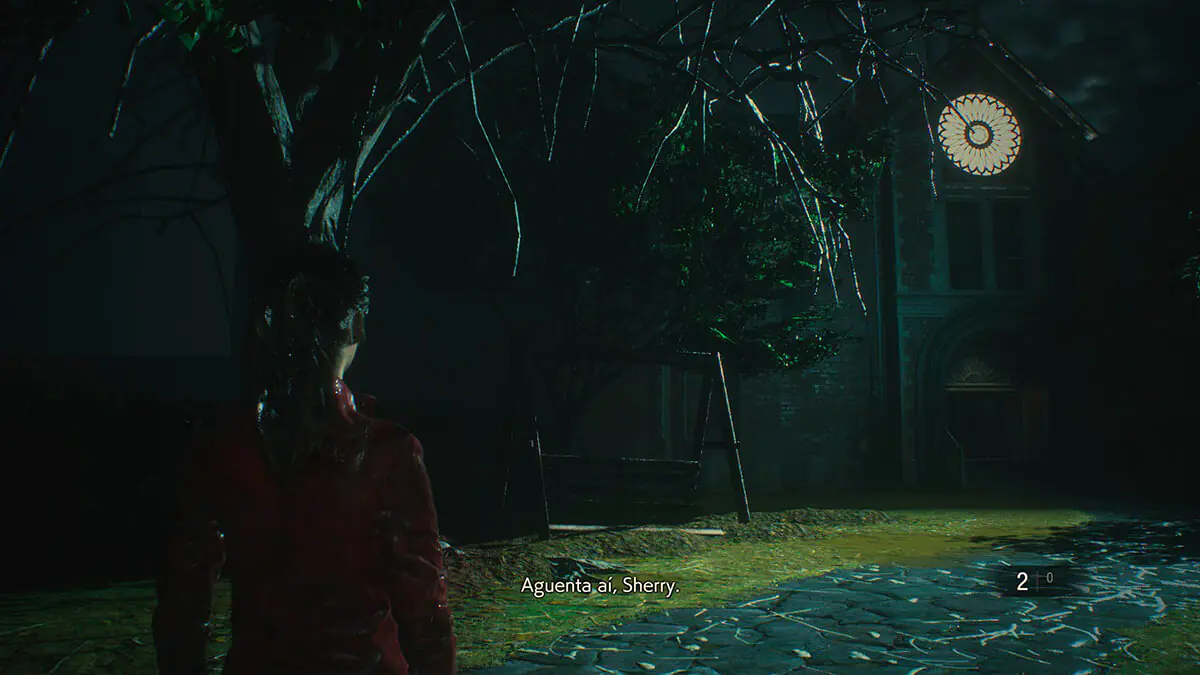 Claire entrando no orfanato de Raccoon City