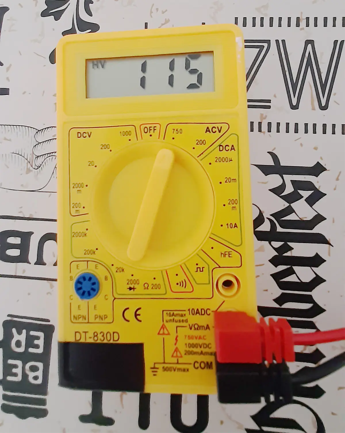 Medindo a voltagem com multímetro digital